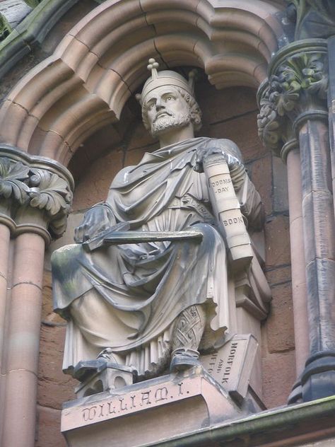 Statue of William the Conqueror on Lichfield Cathedral | Wikimedia Commons Public Domain Image British Monarchy History, Kings And Queens Of England, Duke William, Knight Medieval, The Horseman, English Monarchs, Coronation Robes, Ancient History Archaeology, Edward Iv