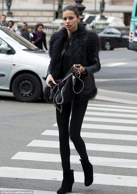 Oh la la: Adriana Lima looked chic as she walked around the French capital ahead of Paris Fashion Week Jeanne Damas, Boating Outfit, Diane Kruger, Charlotte Casiraghi, Bohol, Gisele Bundchen, Rosie Huntington Whiteley, Celebrity Street Style, Adriana Lima