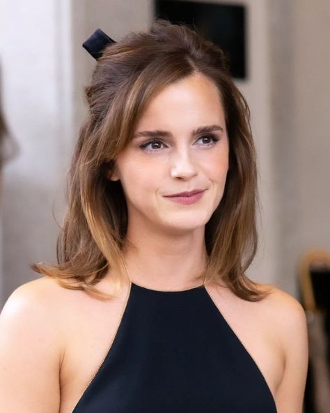 Emma Watson Hair Color, Emma Watson Hair, Emma Watson Pics, Types Of Women, Emma Watson, The Dreamers, Blonde Hair, Love Her, Hair Color