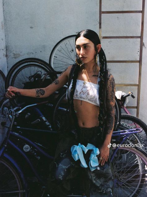 Chola Aesthetic, Chicana Aesthetic, Chola Style, Chicana Style, Mexican Fashion, Instagram Baddie, Photoshoot Themes, Braids For Long Hair, Fashion Fits