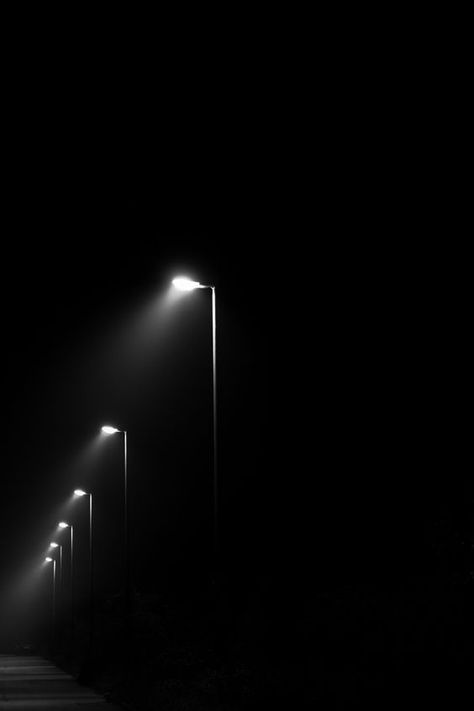 Grey Minimalist Wallpaper, Oled Wallpaper, Castlevania Wallpaper, Night Landscape Photography, Dark Black Wallpaper, Iphone Wallpaper Lights, Glow Light, Iphone Wallpaper Landscape, Original Iphone Wallpaper