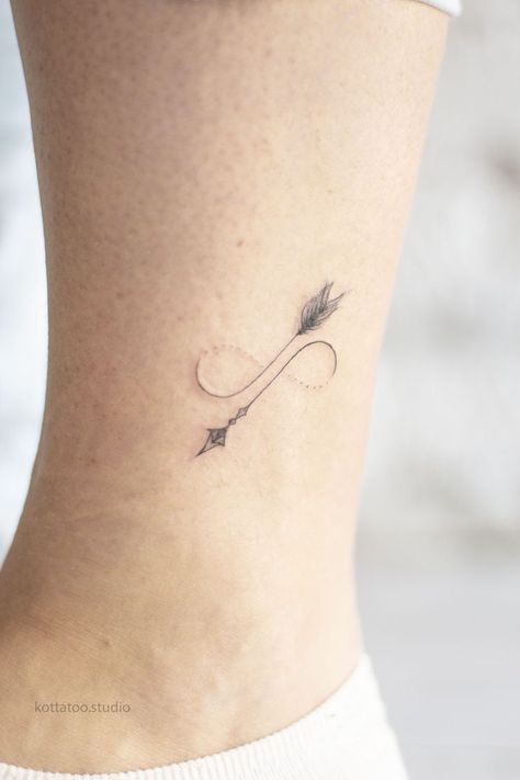 Mother Daughter Arrow Tattoos, Tattoo After Care, Arrow Tattoos For Women, Small Arrow Tattoos, Tattoo Ideas Unique, Tattoo Artist Tattoo, Tiny Tattoos For Women, Tattoo Design Tattoo, Beauty Tattoo