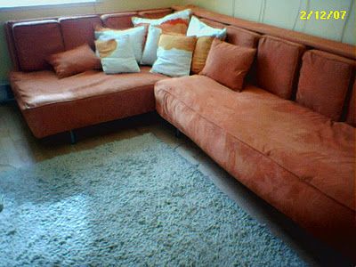 Take Apart Couch you make out of 2 beds and foot stools ( great for a playroom) Couch From Twin Mattress, Twin Mattress Sectional, Twin Mattress Couch, Ikea Twin Bed, Twin Bed Couch, Diy Twin Bed, Ikea Mattress, Corner Bed, Dog Lounge