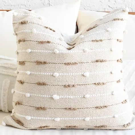 India chic Cotton Beige Textured-handmade-handwoven - Etsy Beige Pillow Covers, Feather Pillow, Textured Throw Pillows, Boho Throws, Beige Boho, Boho Throw Pillows, Boho Cushions, Wool Throw Pillows, Feather Pillows