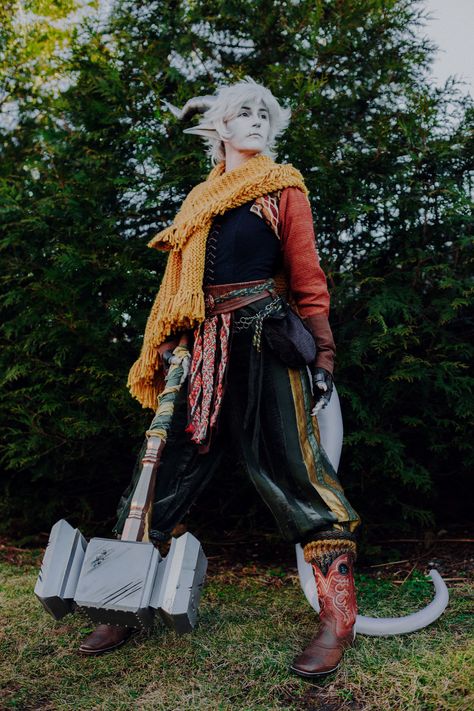 Cosplayer Highlight: D&D Original Characters — Cosplay Realm Magazine Characters Cosplay, Ren Faire Outfits, Ren Faire Costume, Elf Cosplay, Fair Outfits, Fest Outfits, Dragon Costume, Larp Costume, Dungeons And Dragons Characters