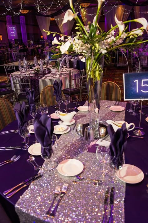 Awards Evening Decor, Gala Decorations Charity, Purple Carpet Event, Elegant Gala Decorations, Gala Centrepiece, Gala Decorations Formal, Gala Dinner Decoration, Purple Event Decor, Gala Event Decor