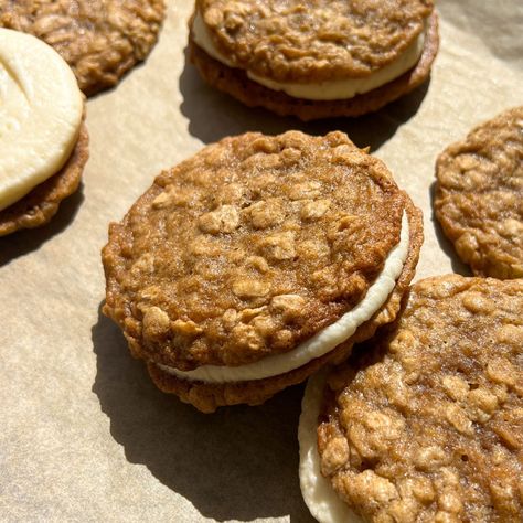 Gf Oatmeal Cookies, Oatmeal Cream Pie Cookies, Oatmeal Cookies Gluten Free, Chocolate Sea Salt Cookies, Cream Pie Cookies, Oatmeal Cream Pie, Gluten Free Oatmeal Cookies, Oatmeal Creme Pie, Cooking Substitutions