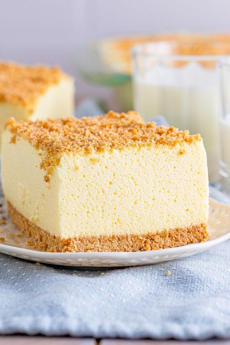 Woolworth Cake Recipe (No-Bake Cheesecake) No Bake Woolworth Cheesecake, Woolworth Cake, Cold Cheesecake, Harvest Board, Woolworth Cheesecake Recipe, Woolworth Cheesecake, Desserts Cheesecake, Cheesecake Bar Recipes, Cakes Frosting