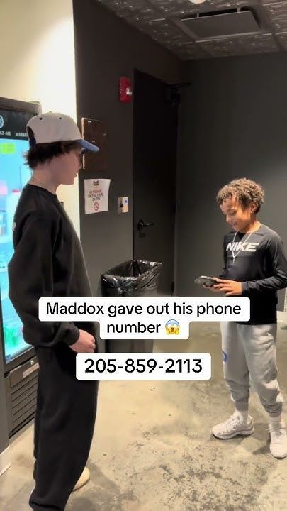 Giving out my phone number 👀 Funny Numbers To Call When Bored, Funny Phone Numbers To Call, Numbers To Call When Bored, Funny Phone Calls, Good Prank Calls, Prank Call Ideas, Call With Friends, Prank Call Numbers, Funny Phone Numbers