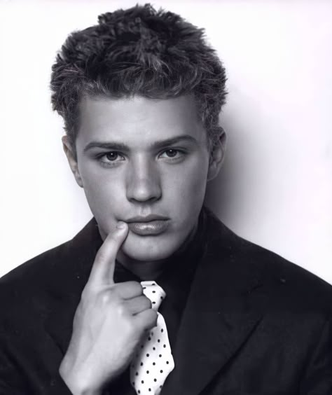 Ugly Hot Actors, Ryan Phillipe 90s, Ryan Phillipe, Ryan Phillippe, Mod Hair, Marriage Material, Cruel Intentions, 90s Men, Ugly Love