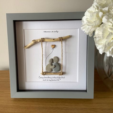 Pebble Art Christmas Gift Swing Love Family Friends | Etsy Christmas Pebble, Stone Pictures Pebble Art, Box Crafts, Pebble Art Family, Art Christmas Gifts, Pebble Pictures, Stone Pictures, Rock Painting Designs, Stone Crafts