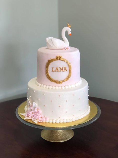 Swan 1st Birthday Cake Swan Princess Cake Ideas, Swan Lake Birthday Cake, Swan First Birthday Cake, Swan 1st Birthday Party Ideas, Swan Birthday Party Ideas, Swan Princess Cake, Swan Birthday Cake, Swan First Birthday, Snowflake Wedding Cake