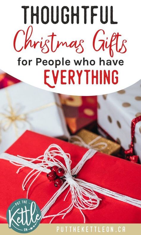 Family Gift Ideas For Christmas, Minimalist Gift Ideas, Mom In Law, Family Gift Ideas, Christmas Gifts For Couples, Christmas Tablescape, Thoughtful Christmas Gifts, Giving Gifts, Christmas On A Budget