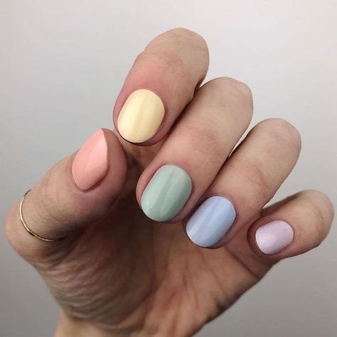 Sns Nails Designs, Sns Nails Colors, Rainbow Nails Design, Nagellack Trends, Spring Nail Trends, Sns Nails, Colorful Nail Art, Cute Summer Nails, Nails 2020