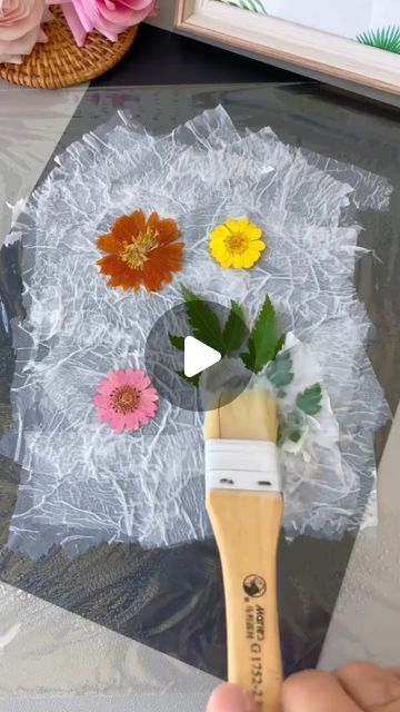 Artcraft on Instagram: "Beautiful paper lamp made with flower, paper and stick. . . . . . #crafts #handmade #art #diy #craft #crafting #love #creative #homedecor #crafty #handcrafted #paperlamp" Flower Decoration Ideas, Dried Flowers Crafts, Luminaria Diy, Paper Lantern Decor, Paper Lanterns Diy, Diy Lampe, Stick Crafts, Paper Flower Decor, Flower Lamp