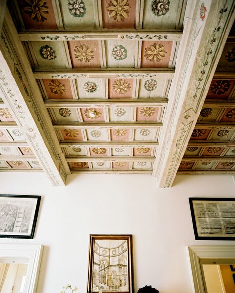 Colored Beams Ceiling, Italian Ceiling Design, Ceiling Art Ideas, Decorate Ceiling, Patterned Ceiling, Painted Ceiling Beams, Italian Ceiling, Hotel Ceiling, A Tale Of Two Cities