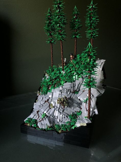 Lego Garden Moc, Lego Rockwork, Lego Tree Moc, Lego Terrain, Lego Landscape, Lego Mocs, Lego Mountain, Lego Tree, Lego Display