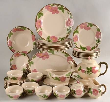 Franciscan Desert Rose (China) 48 Piece Set Desert Rose Dishes, Vintage Dishes Antiques, Franciscan Ware, Franciscan Desert Rose, Dishes Plates, China Dishes, Vintage Dinnerware, Utila, China Patterns