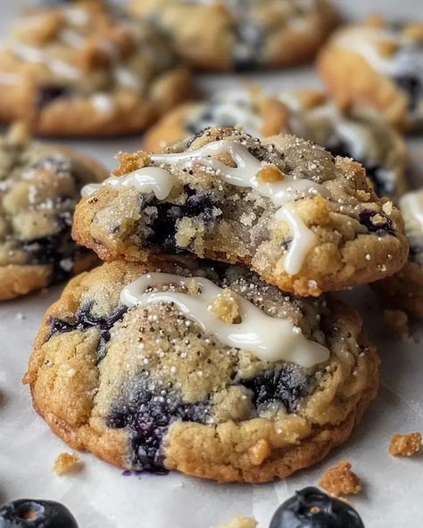 Blueberry Muffin Cookies with Streusel Topping - A Bakery-Worthy Treat! Blueberry Muffin Cookies, Kelsey Ballerini, Lemon Chiffon Pie, Muffin Cookies, White Chocolate Fudge, Bakery Style Muffins, Blueberry Cookies, Peanut Butter No Bake, Cheese Muffins