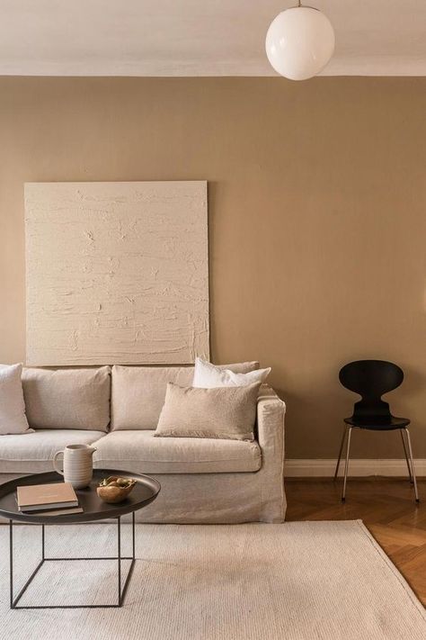 10 Interior 2020 Trends That Will Be Carrying On Next Year Cappuccino Living Room, Beige Living Room Paint, Beige Walls Living Room, Beige Living Room Walls, Gorgeous Apartment, Beige Living Rooms, Sofa Beige, Beige Sofa, Brown Living Room