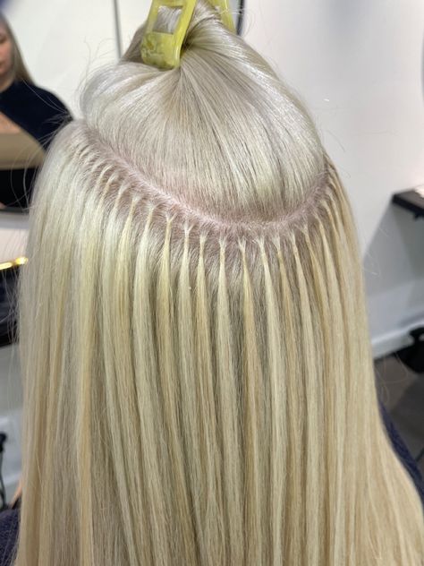 Micro Keratin Extensions, Keratin Extensions Short Hair, Ktip Extensions Hairstyles, Ktip Extensions Before And After, Ktip Extensions, Celebrity Hair Extensions, Styling Hair Extensions, Keratin Bond Extensions, Keratin Extensions