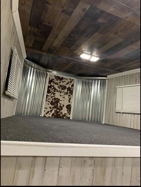 Horse Trailer Shower Diy, Curtains For Horse Trailer, Horse Trailer Tack Room Makeover, Weekender Horse Trailer Ideas Diy, Horse Trailer Interior Ideas, Small Horse Trailer Interior Remodel, Gooseneck Horse Trailer Tack Room Ideas, Horse Trailer Dressing Room Ideas, Horse Trailer Ideas Diy