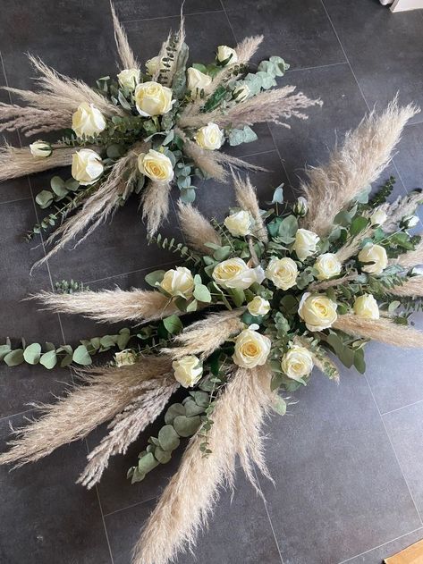 Pampas And Eucalyptus Wedding, Pampas Grass And Eucalyptus Wedding, Eucalyptus And Pampas Grass Wedding, Arches Home, Eucalyptus And Pampas, Pampas Decor, Eucalyptus Centerpiece, Dekorasi Wedding, Decor Salon