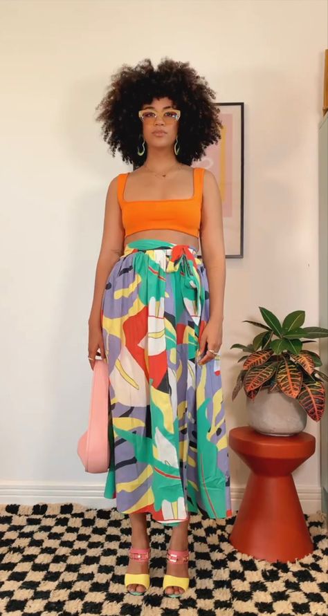 Alanna Doherty Fun Outfits Black Women, Latin Outfits Party, Maximalist Colorful Outfits, Colorful Chic Outfit, Europe In May Outfits, Eclectic Summer Outfits, Maximalist Summer Outfits, Alanna Doherty, Afro Chic Fashion