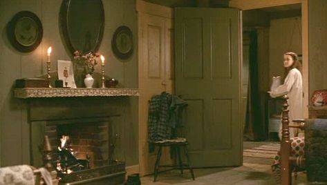 Orchard House in "Little Women" | hookedonhouses.net Little Women House, Cozy Wallpaper, England Architecture, Movie Houses, Women Bedroom, Orchard House, American Interior, Period Movies, Movie Set