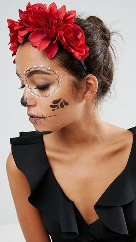 Halloween Makeup Sugar Skull, Makeup Zombie, Halloweenský Makeup, Halloween Make-up Looks, Dead Makeup, Cute Halloween Makeup, Halloween Makeup Diy, Den Mrtvých, Halloween Makeup Pretty