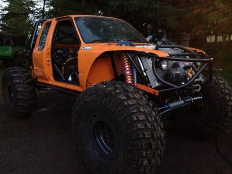 Toyota truggie Truck Flatbeds, Yamaha Bikes, Jacked Up Trucks, Toyota 4x4, Overland Vehicles, Toyota Trucks, Rock Crawler, Mini Trucks, 4x4 Trucks