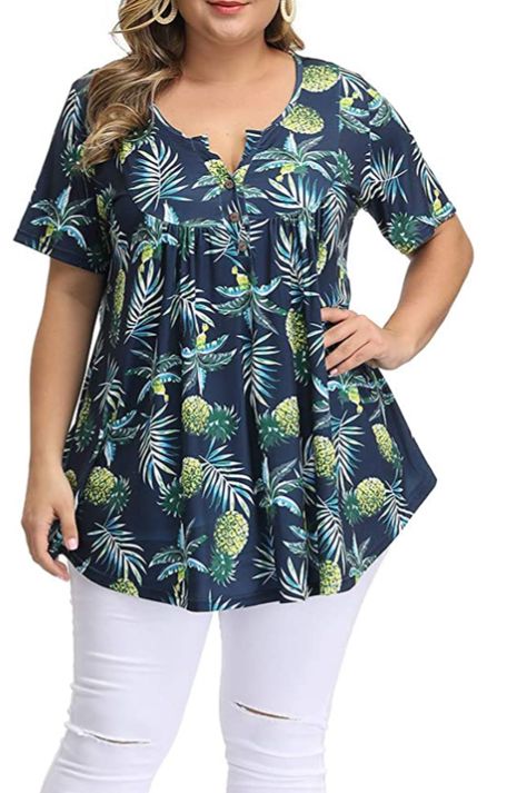 Short Top Designs, Top Designs For Women, V Neck Blouses, Floral Blouses, Tunic Tops Summer, Plus Zise, Plus Size Tunic, Women Floral Blouse, Trendy Tops For Women