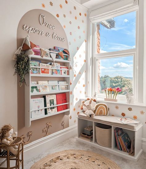 Kids Room Desk, Kids Rooms Inspo, Bookshelf Inspiration, Baby Playroom, Kids Room Interior Design, Girls Playroom, Baby Boy Room Decor, Kids Bedroom Inspiration, Toddler Room Decor