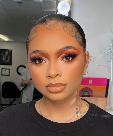 Follow for more - IG, TikTok, Pinterest: @kimanixdior | #makeup #makeupinspo #neutralmakeup #cutcrease #orangeeyeshadow #nudelip #blackgirlmakeup #kimanixdior Logan Nicole, Face Beat Makeup, Carnival Makeup, Makeup For Black Skin, Magical Makeup, Soft Glam Makeup, Cool Makeup Looks, Glam Makeup Look, Dope Makeup