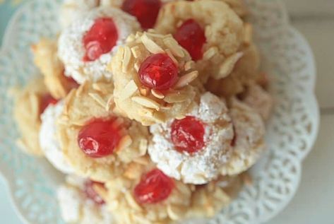 Biscotti Cookies Recipes, Italian Cookie Recipe, Italian Ricotta Cookies, Cookie Swap Party, Italian Almond Cookies, Ricotta Cookies, Almond Meal Cookies, Christmas Cookie Ideas, Italian Christmas Cookies