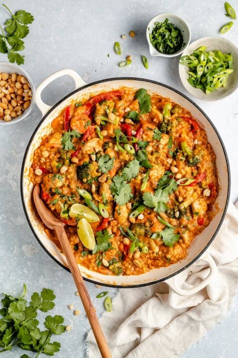 Delicious one pan Thai peanut chicken couscous packed with protein and a boost of colorful veggies. This cozy chicken couscous recipe is filled with Thai flavors thanks to a rich and creamy peanut sauce made with coconut milk, fresh ginger, soy sauce, garlic and creamy peanut butter. Options to add a kick of heat if you love spice! #thaifood #couscous #healthydinner Chicken Couscous, Couscous Recipe, Healthy Lunches For Work, Eat On A Budget, Thai Peanut Chicken, Honey Roasted Peanuts, Gluten Free Soy Sauce, Thai Peanut, Couscous Recipes