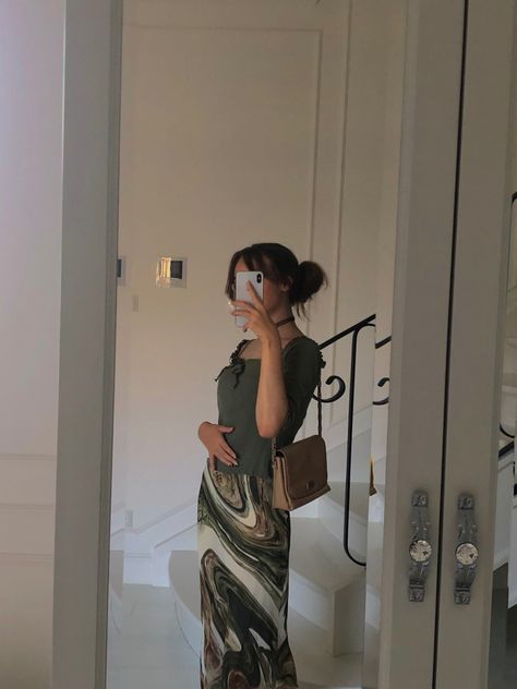 Marble Top Outfit, Marble Skirt Outfit, Green Skirt Outfit Aesthetic, Marble Skirt, Green Skirt Outfits, Skirt Outfits Aesthetic, Skirt Aesthetic, Marble Nail, Ankle Length Skirt