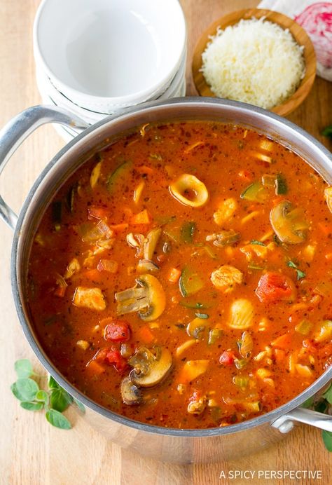 Best Healthy Chicken Cacciatore Soup Recipe Chicken Cacciatore Soup, Healthy Chicken Cacciatore, Italian Soup Recipes, Sausage Soup Recipes, Cacciatore Recipes, Chicken Cacciatore Recipe, Cold Weather Comfort Food, Delicious Soups, Chicken Cacciatore