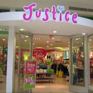 Love justice clothes for my girls. Justice Store, Justice Clothes, 2010s Nostalgia, Justice Clothing, 2000s Nostalgia, Girls Life, Playing Dress Up, Early 2000s, My Childhood