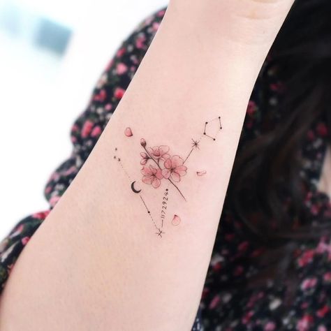 35 Pisces Tattoos - Body Artifact Sagittarius And Pisces Tattoo Together, Pisces Cherry Blossom Tattoo, Pisces Flower Tattoo, Small Pisces Tattoos, Unique Pisces Tattoos, Zodiac Tattoos Pisces, Pisces Flower, Iris Flower Tattoo, Tattoo Zodiac