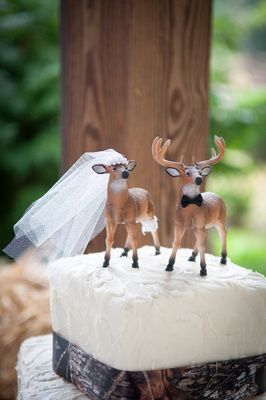 Hunter Wedding Cake, Hunting Wedding Cake Toppers, Deer Wedding Cake, Hunting Wedding Cake, Hunting Couple, Country Wedding Cake Toppers, Hunting Cake, Deer Cakes, Camouflage Wedding