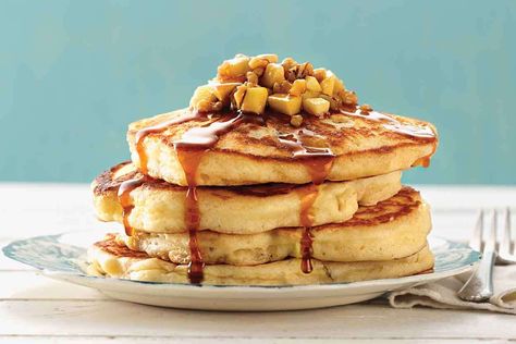 Apple-filled pancakes topped with a classic New England boiled cider syrup. Apple Cider Pancakes, Filled Pancakes, Boiled Cider, King Arthur Flour Recipes, Sourdough Pancakes, King Arthur Baking, Apple Pancakes, Perfect Pancakes, King Food