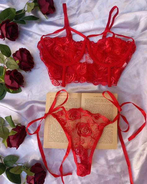 Valentine set 🥀💓 promo 2000 da disponible de suite livraison rapide 58 wilayas Valentine Lingerie, Valentines Lingerie, Valentine's Day Outfit, Bras And Panties, Lingerie Set, Outfit Of The Day, Pajamas, Dress Outfits, Lingerie