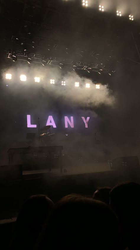 Lany Wallpaper Desktop, Lany Wallpaper Aesthetic, Lany Aesthetic, Blurred Wallpapers, Seasons Wallpaper, Spotify Playlist Name, Paul Jason Klein, Paul Klein, Playlist Name Ideas