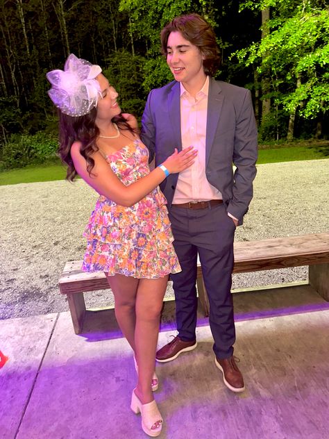 Kentucky Derby Couples Outfits, Kentucky Derby Aesthetic, Hoco Court, Kentucky Derby Outfit, Olympic Equestrian, Carolina Cup, Sorority Party, Alpha Gam, Derby Outfits