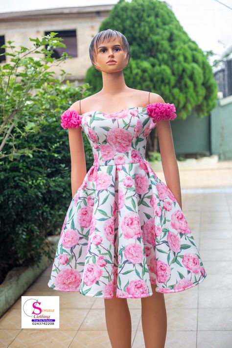 Scuba Dress Outfit Classy, Short Flare Gown Styles, Short Flare Gown, Unique Dresses Short, Brocade Styles, Flare Gown Styles, Nigerian Lace Dress, Teenage Dress, Lace Dress Classy