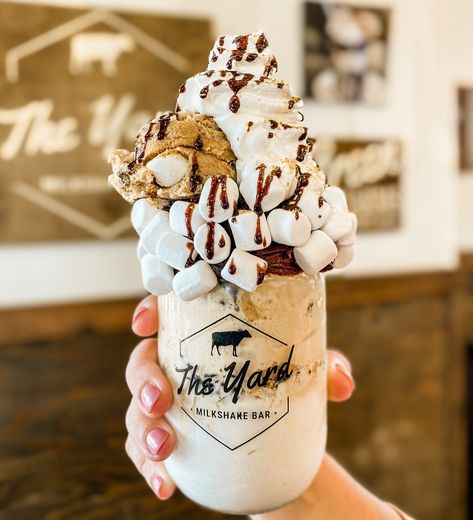 The Yard Milkshake Bar, The Yard Milkshake, Milkshake Bar, Ice Cream Business, Smore Recipes, Starbucks Recipes, Sweets Cake, Fake Bake, Icecream Bar