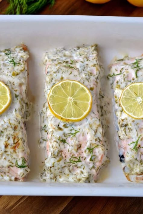 Salmon Mayo Recipes, Baked Salmon With Mayo, Mayo Salmon, Whole30 Salmon Recipes, Herb Mayo, Whole30 Salmon, Whole30 Dinner, Dill Salmon, Oven Baked Salmon