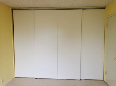 Full Height, Wall-to-Wall Sliding Bypass Doors Using HASVIK Panels | IKEA Hackers Clever ideas and hacks for your IKEA Room Divider Ikea, Diy Kids Room, Kids Room Divider, Bypass Doors, Sliding Door Room Dividers, Sliding Wall, Wall Paneling Diy, Diy Room Divider, Room Divider Doors