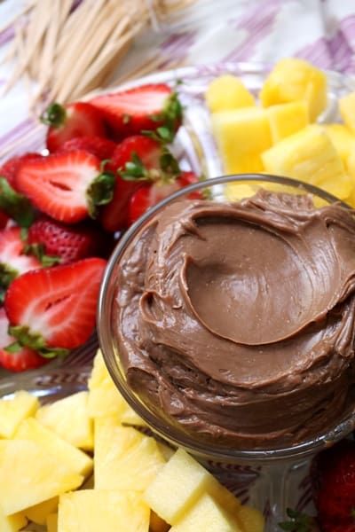 Nutella Themed Birthday Party, Nutella Fruit Dip, Moroccan Dessert, Dip Night, Nutella Dip, Nutella Cream Cheese, Nutella Snacks, No Bake Nutella Cheesecake, Book Club Snacks